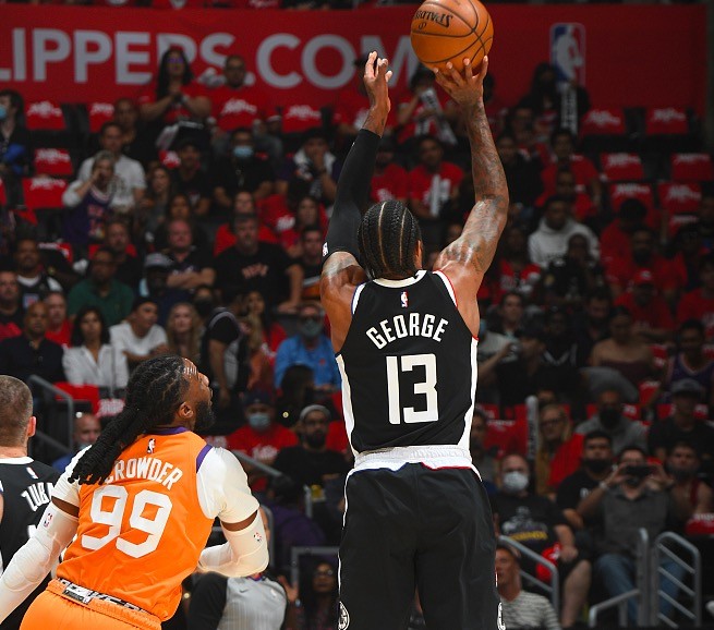 足球队到国 足球队到国